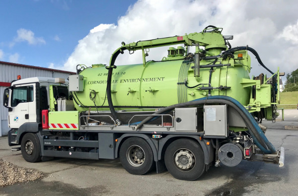 camion hydrocureur à Ergué-Gabéric