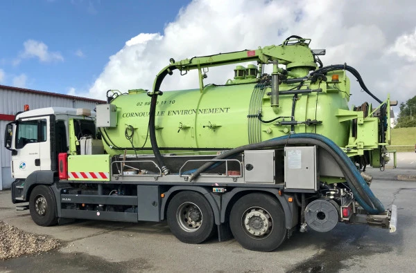 camion hydrocureur à Ergué-Gabéric